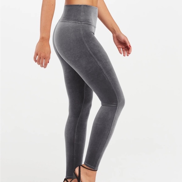 SPANX Ready To Wow Chrome Silver Grey Velvet Leggings Size Large - Picture 1 of 16